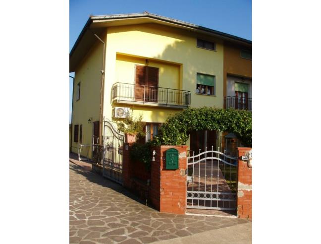Anteprima foto 1 - Affitto Stanza Doppia in Casa indipendente da Privato a Castelfranco di Sotto - Villa Campanile