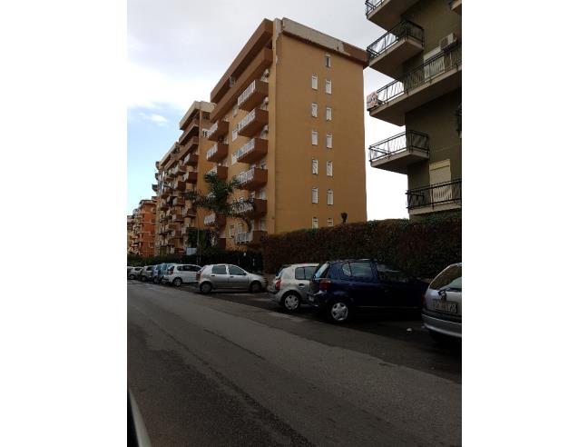 Anteprima foto 1 - Affitto Stanza Singola in Appartamento da Privato a Palermo - Montegrappa