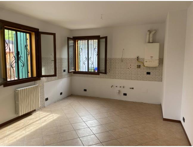 Anteprima foto 2 - Appartamento in Vendita a Camposanto (Modena)