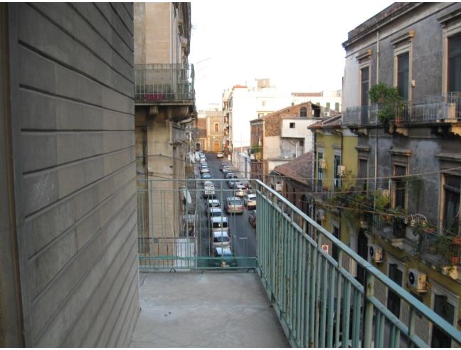 Anteprima foto 2 - Appartamento in Vendita a Catania - Via Umberto