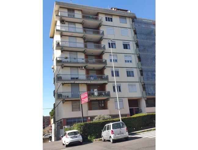 Anteprima foto 1 - Appartamento in Vendita a Catania - Viale Vitt. Veneto