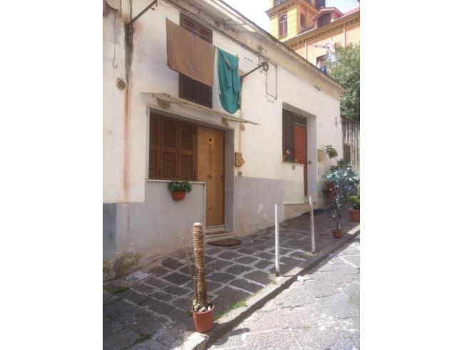 Anteprima foto 1 - Casa indipendente in Vendita a Napoli - Arenella