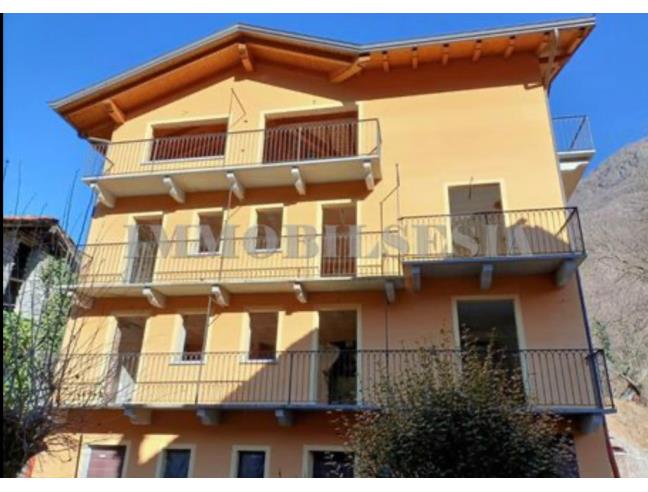 Anteprima foto 1 - Casa indipendente in Vendita a Varallo - Valmaggia