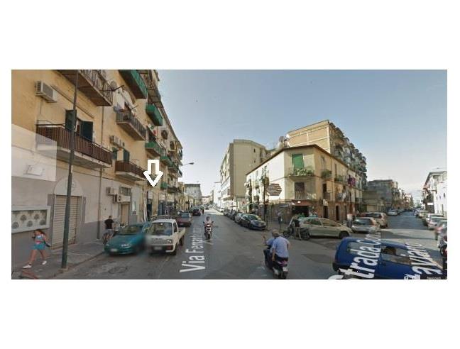 Anteprima foto 2 - Negozio in Vendita a Napoli - San Giovanni A Teduccio