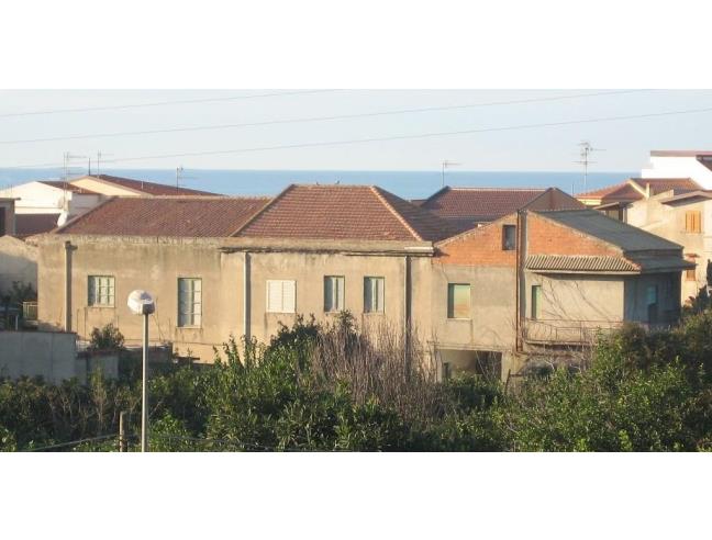 Anteprima foto 1 - Palazzo/Stabile in Vendita a Capo d'Orlando (Messina)