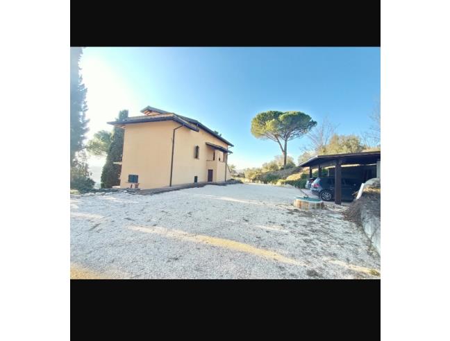 Anteprima foto 2 - Rustico/Casale in Vendita a Deruta - Ponte Nuovo