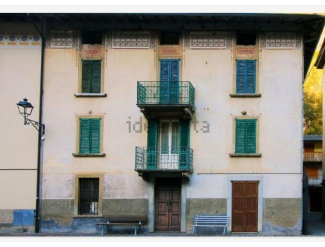 Anteprima foto 3 - Stabile/Palazzo in Vendita a Carona (Bergamo)