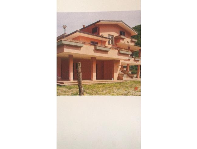 Anteprima foto 2 - Villa in Vendita a Roccaromana - Santa Croce
