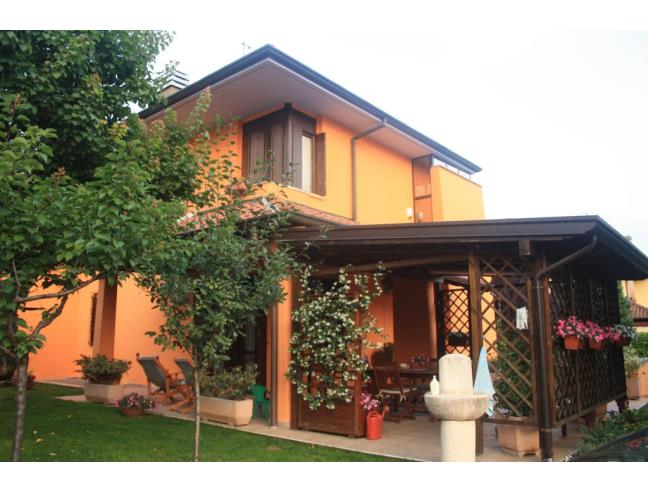Anteprima foto 1 - Villa in Vendita a Roncello (Monza e Brianza)
