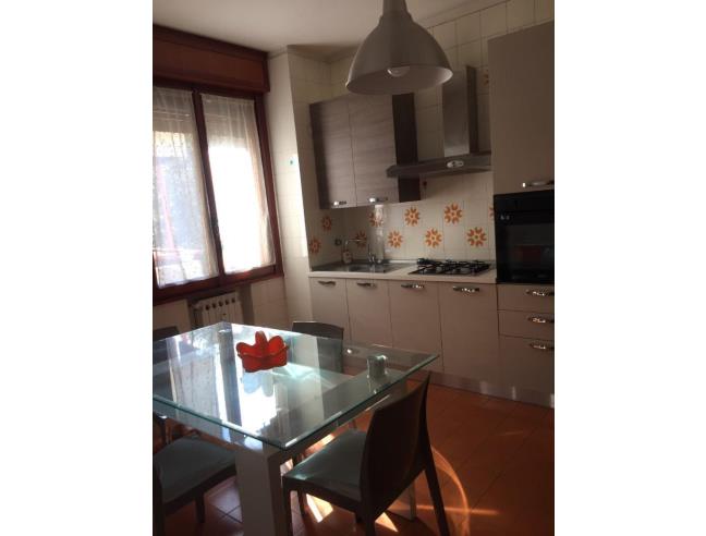 Anteprima foto 3 - Affitto Camera Doppia in Appartamento da Privato a Modena - Viali