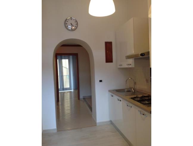 Anteprima foto 2 - Affitto Camera Doppia in Appartamento da Privato a Napoli - Corso Umberto