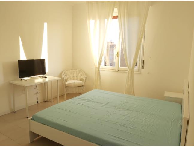 Anteprima foto 3 - Affitto Camera Posto letto in Appartamento da Privato a Milano - Lorenteggio