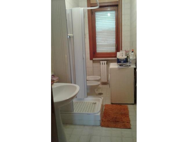 Anteprima foto 2 - Affitto Camera Singola in Appartamento da Privato a Marsicovetere - Villa D'agri