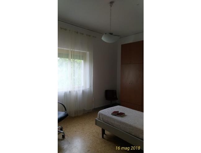 Anteprima foto 1 - Affitto Camera Singola in Appartamento da Privato a Napoli - Materdei