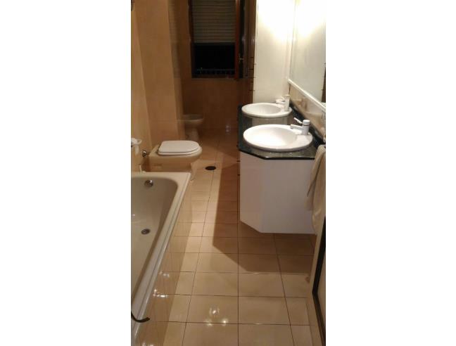 Anteprima foto 2 - Affitto Camera Singola in Appartamento da Privato a San Nicola la Strada (Caserta)