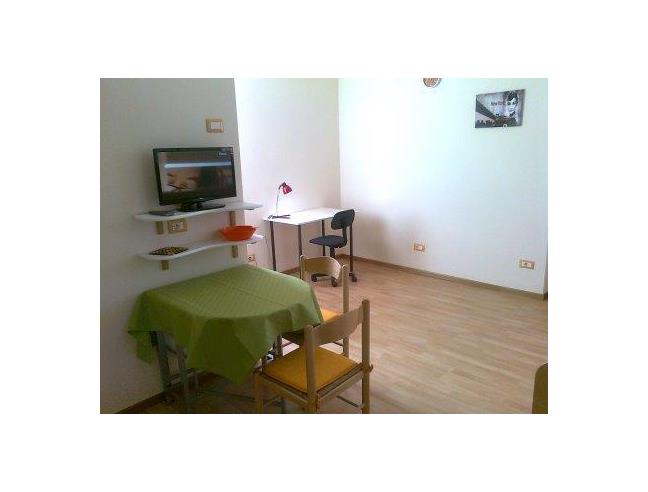 Anteprima foto 2 - Affitto Camera Singola in Appartamento da Privato a Terni (Terni)
