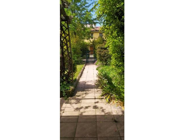 Anteprima foto 2 - Affitto Camera Singola in Villa da Privato a Busnago (Monza e Brianza)