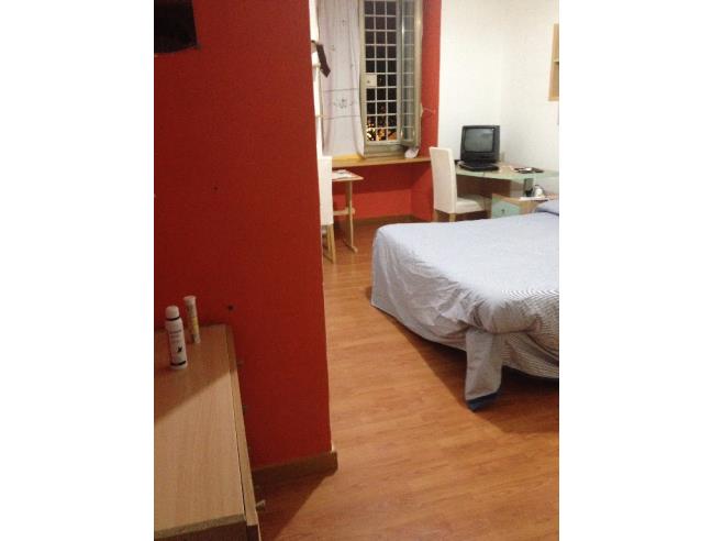 Anteprima foto 2 - Affitto Camera Tripla in Appartamento da Privato a Roma - San Giovanni