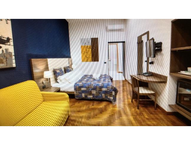 Anteprima foto 2 - Affitto Stanza Doppia in Casa indipendente da Privato a Napoli - Chiaia