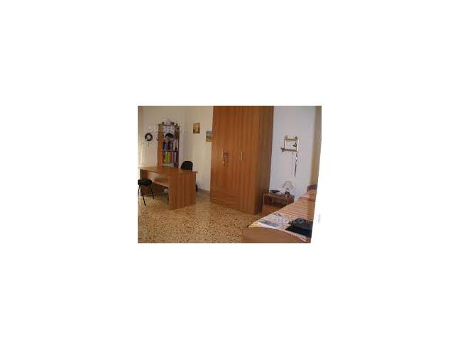 Anteprima foto 1 - Affitto Stanza Posto letto in Appartamento da Privato a Catania - Centro Storico
