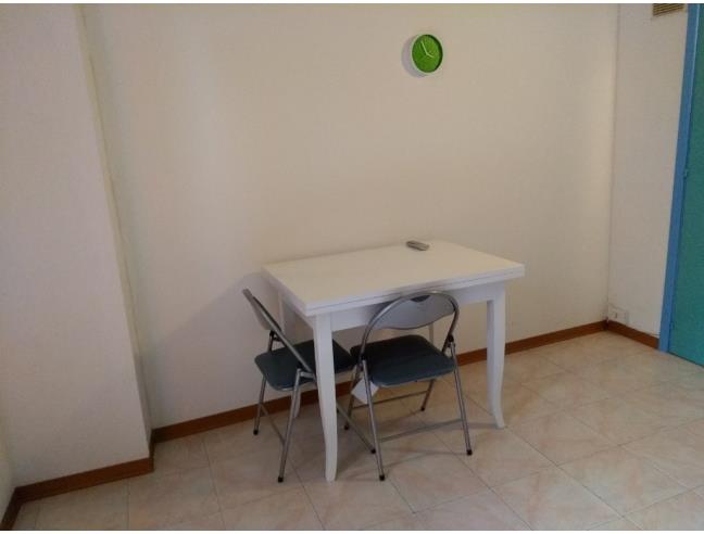 Anteprima foto 3 - Affitto Stanza Posto letto in Appartamento da Privato a Catania - Piazza Dante