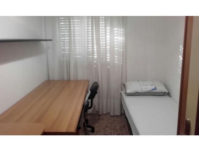Anteprima foto 5 - Affitto Stanza Posto letto in Appartamento da Privato a Catanzaro - Catanzaro Marina