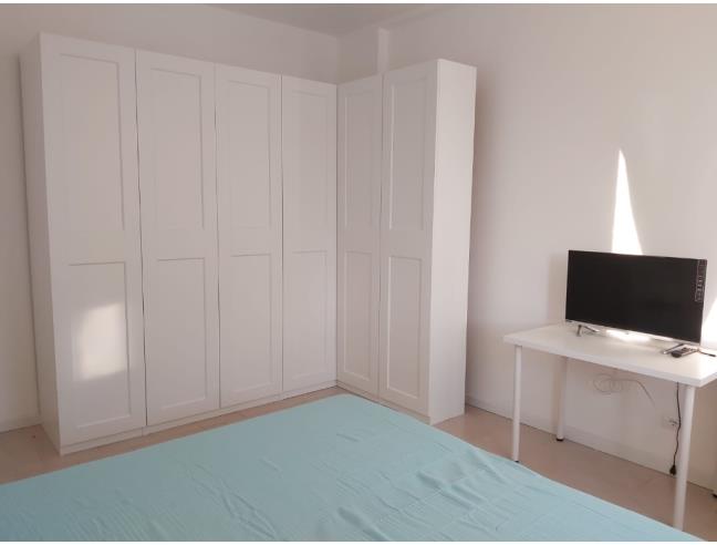 Anteprima foto 2 - Affitto Stanza Posto letto in Appartamento da Privato a Milano - Lorenteggio