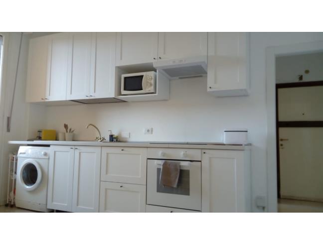 Anteprima foto 4 - Affitto Stanza Posto letto in Appartamento da Privato a Milano - Lorenteggio