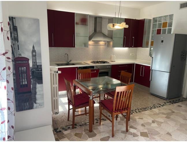 Anteprima foto 5 - Affitto Stanza Posto letto in Appartamento da Privato a Milano - Villa Pizzone