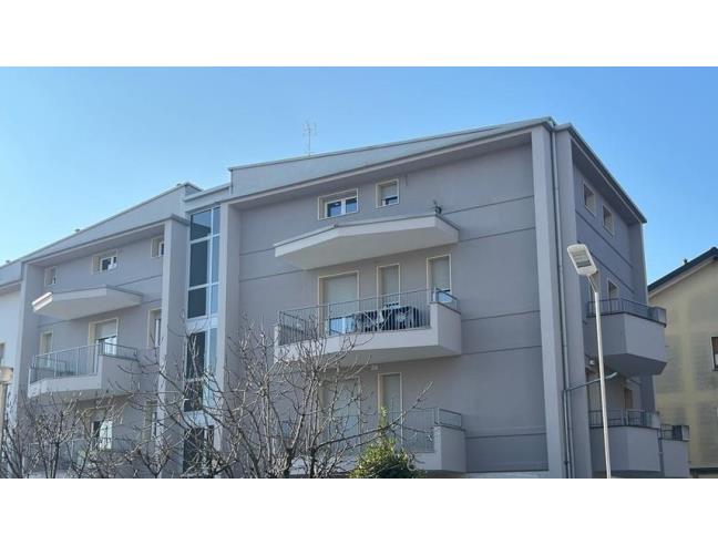 Anteprima foto 1 - Affitto Stanza Posto letto in Appartamento da Privato a Muggiò (Monza e Brianza)