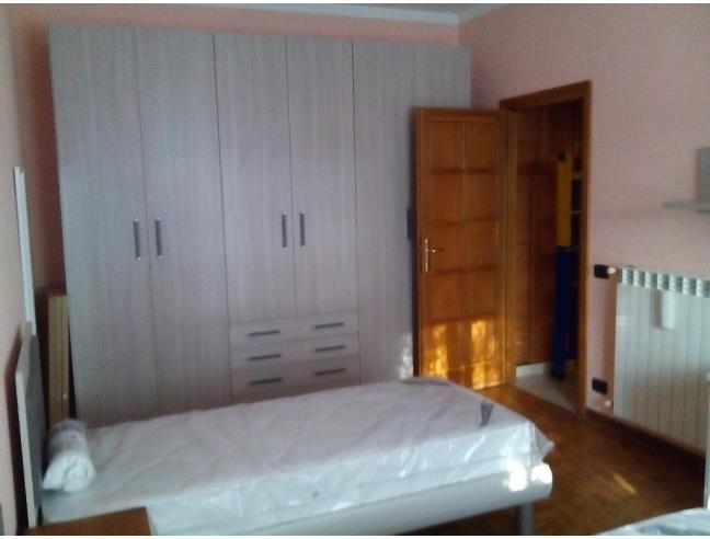 Anteprima foto 2 - Affitto Stanza Posto letto in Appartamento da Privato a Roma - Colli dell'Aniene