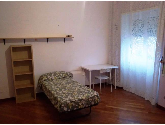 Anteprima foto 2 - Affitto Stanza Posto letto in Appartamento da Privato a Roma - Nuovo Salario