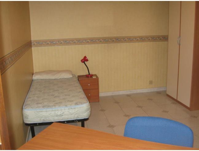Anteprima foto 2 - Affitto Stanza Singola in Appartamento da Privato a Catania - Corso Italia