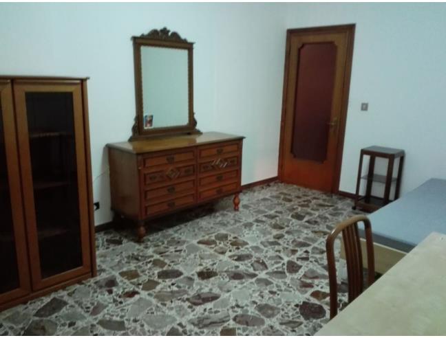 Anteprima foto 3 - Affitto Stanza Singola in Appartamento da Privato a Latina - Centro città