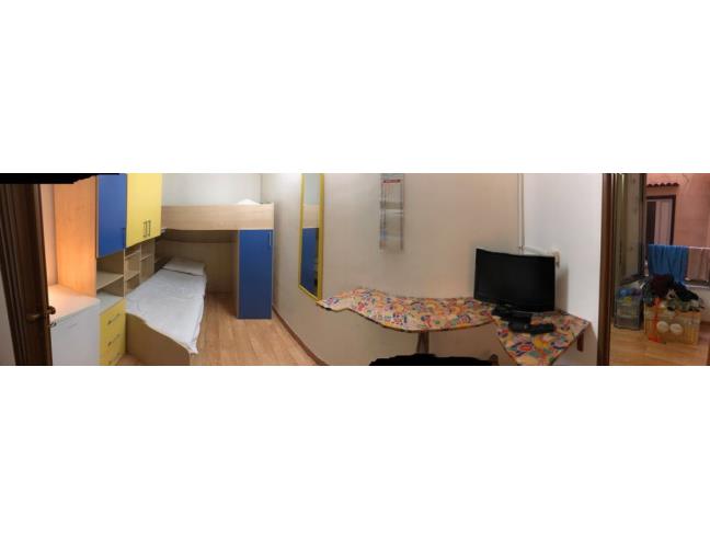 Anteprima foto 3 - Affitto Stanza Singola in Appartamento da Privato a Napoli - Piazza Cavour
