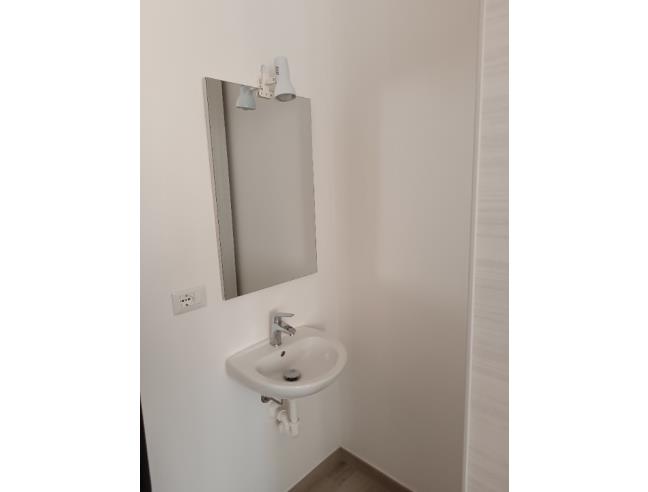 Anteprima foto 2 - Affitto Stanza Singola in Appartamento da Privato a Novara - Centro