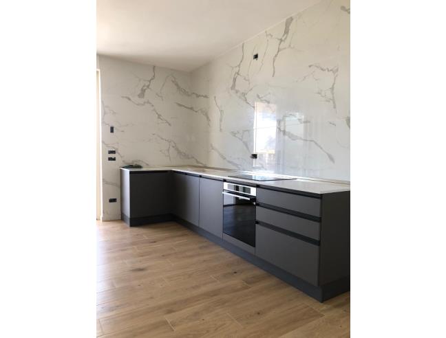 Anteprima foto 2 - Affitto Stanza Singola in Appartamento da Privato a Peschiera del Garda (Verona)
