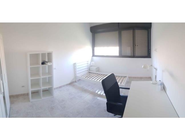 Anteprima foto 1 - Affitto Stanza Singola in Appartamento da Privato a Roma - Spinaceto