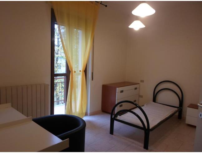 Anteprima foto 2 - Affitto Stanza Singola in Appartamento da Privato a Vimodrone (Milano)