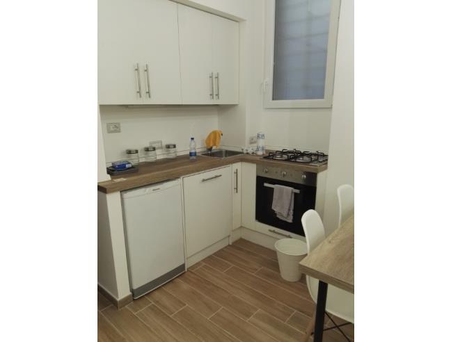 Anteprima foto 2 - Appartamento in Affitto a Napoli - Chiaia