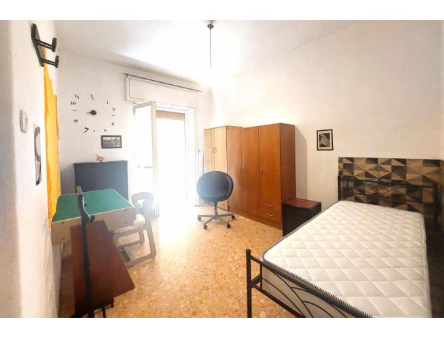 Anteprima foto 2 - Appartamento in Affitto a Napoli - Corso Umberto