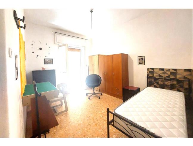 Anteprima foto 2 - Appartamento in Affitto a Napoli - Corso Umberto