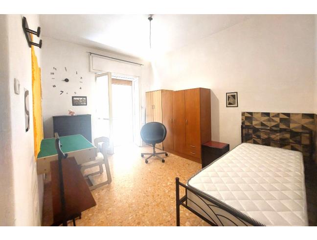 Anteprima foto 2 - Appartamento in Affitto a Napoli - Corso Umberto