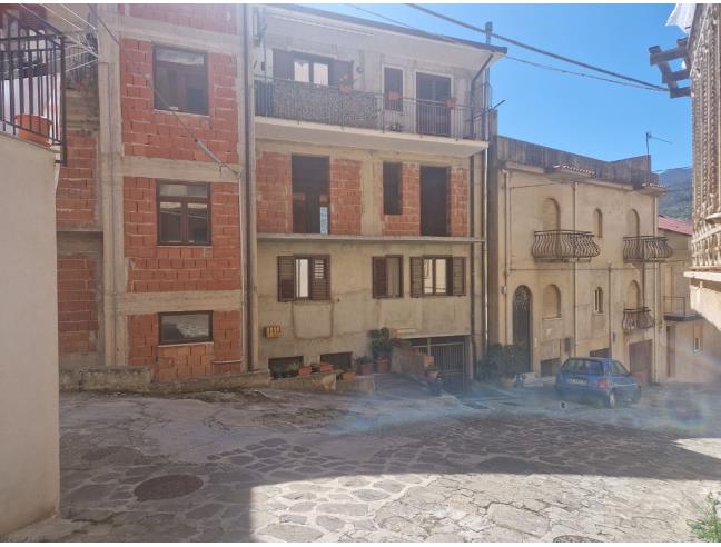 Anteprima foto 2 - Appartamento in Vendita a Alcara Li Fusi (Messina)