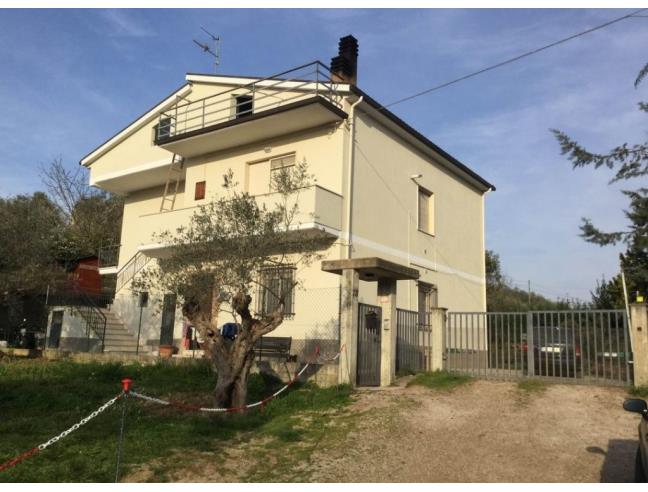 Anteprima foto 8 - Appartamento in Vendita a Castiglione Messer Raimondo (Teramo)