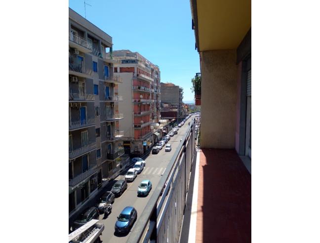 Anteprima foto 2 - Appartamento in Vendita a Catania - Viale Mario Rapisardi
