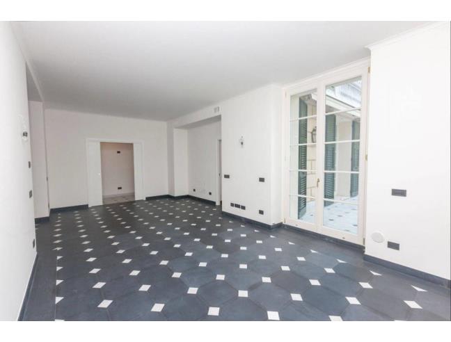 Anteprima foto 2 - Appartamento in Vendita a Genova - Albaro