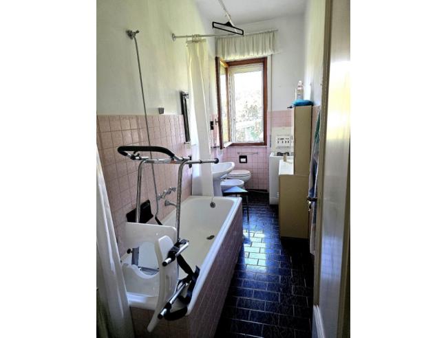 Anteprima foto 8 - Appartamento in Vendita a Genova - Quarto
