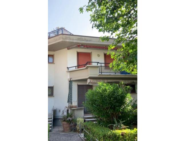 Anteprima foto 2 - Appartamento in Vendita a Massa - Marina Di Massa