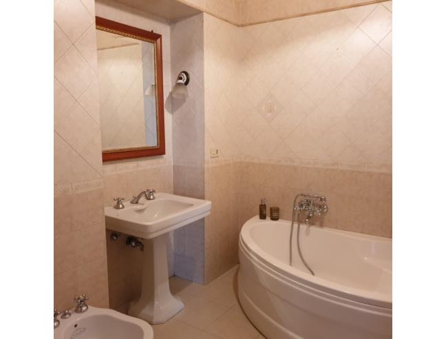 Anteprima foto 4 - Appartamento in Vendita a Napoli - Centro Storico